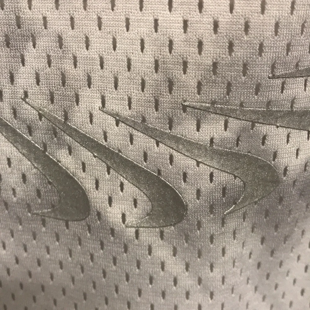 Nike Athletic/Athleisure Training Mesh Tee, NWT! - Picture 3 of 8
